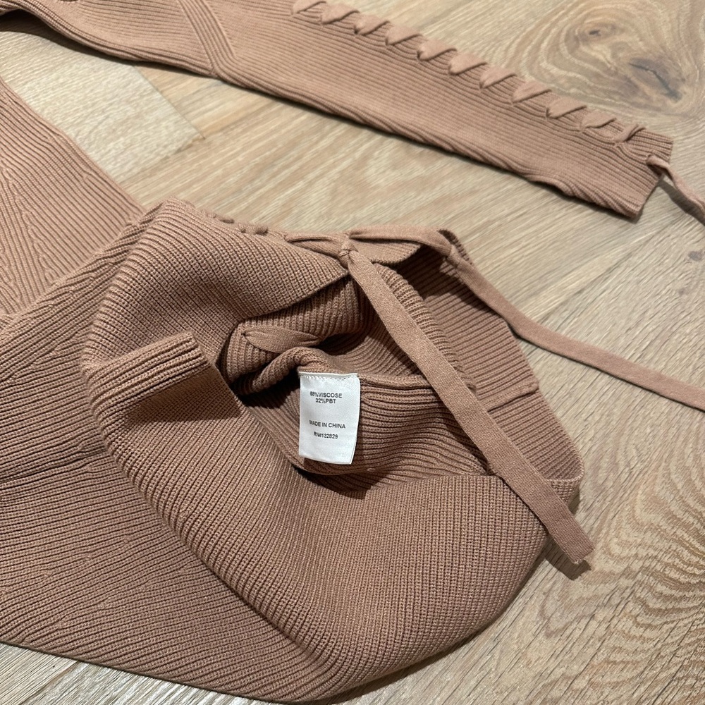Dundas x Revolve cold shoulder knit mini dress - Picture 8 of 10